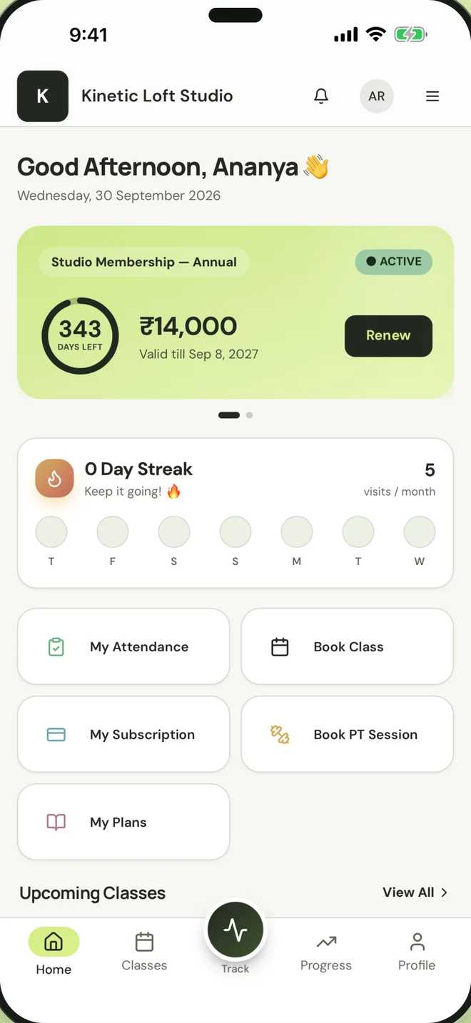 StudioFly Member home screen with an active annual membership and the days left, a visit streak, and shortcuts to book a class or a PT session