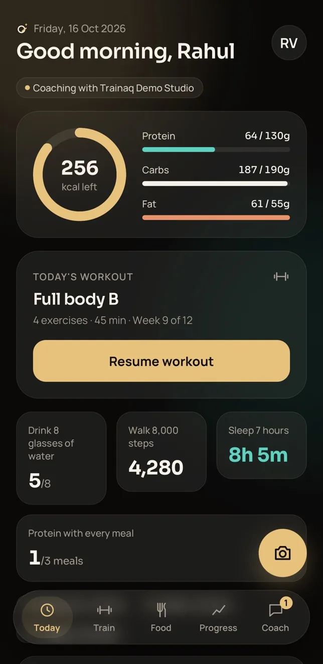 Trainaq shows the calories left, protein, carbs and fat, today's workout and the day's habits on the client's Today screen.